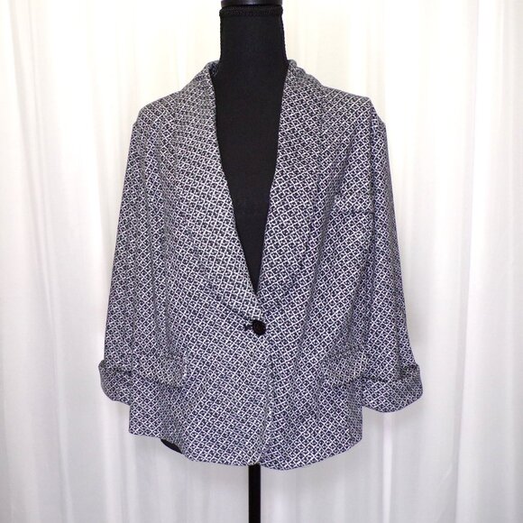 Jaclyn Smith Woman Blazer Plus Size 1X Black White Lined Geometric Print Button - Picture 2 of 9